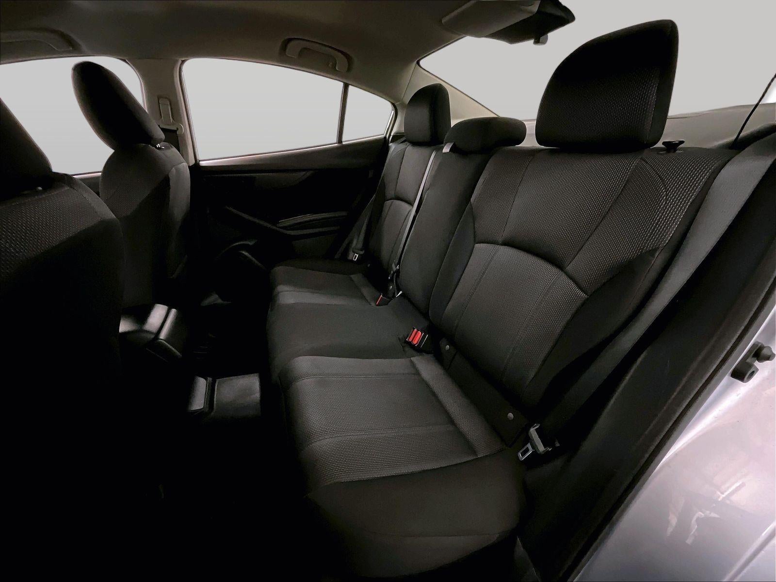 2017 Subaru Impreza 2.0i