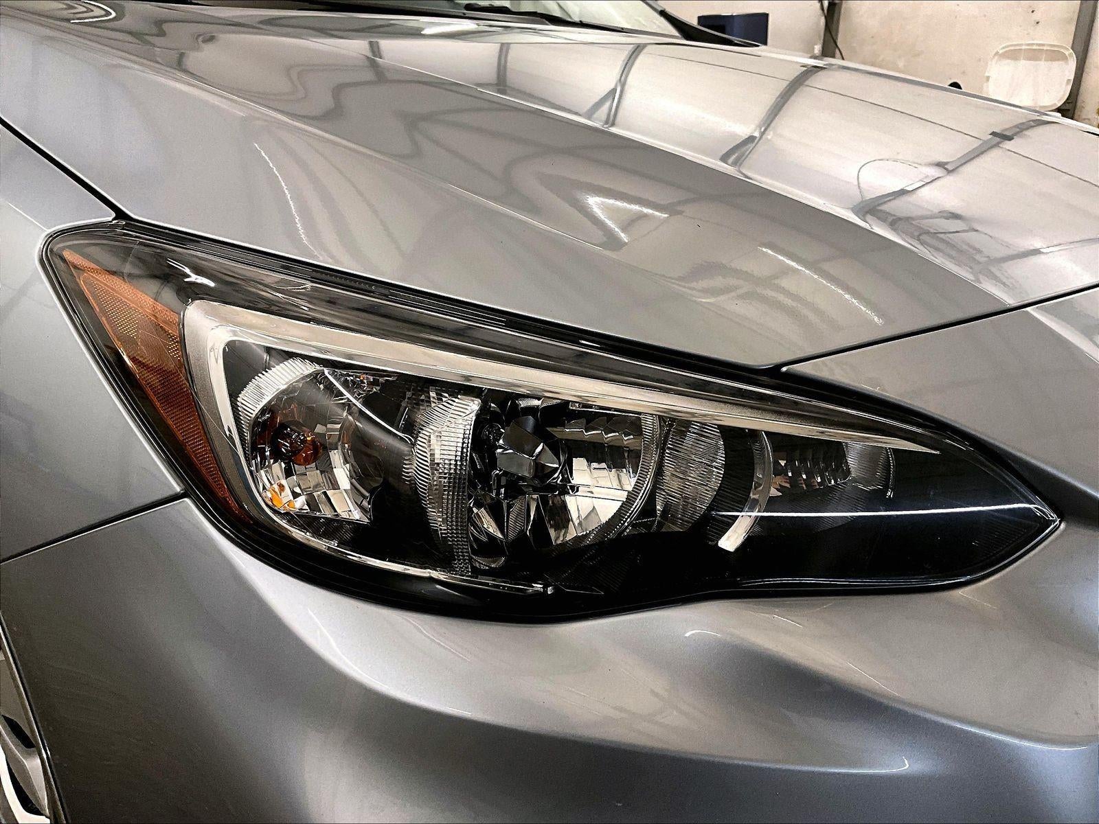 2017 Subaru Impreza 2.0i