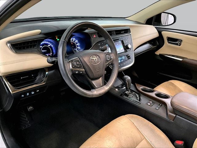 2017 Toyota Avalon Hybrid XLE Premium
