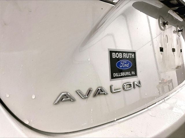 2017 Toyota Avalon Hybrid XLE Premium