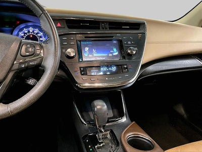 2017 Toyota Avalon Hybrid XLE Premium