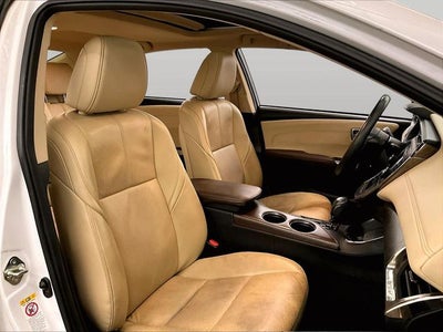 2017 Toyota Avalon Hybrid XLE Premium