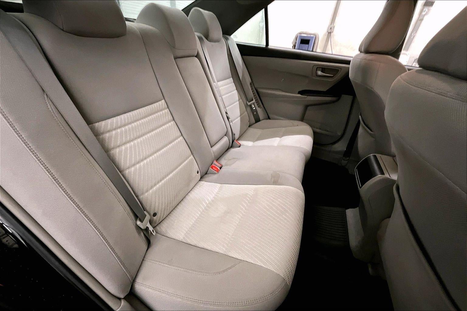 2017 Toyota Camry Hybrid LE