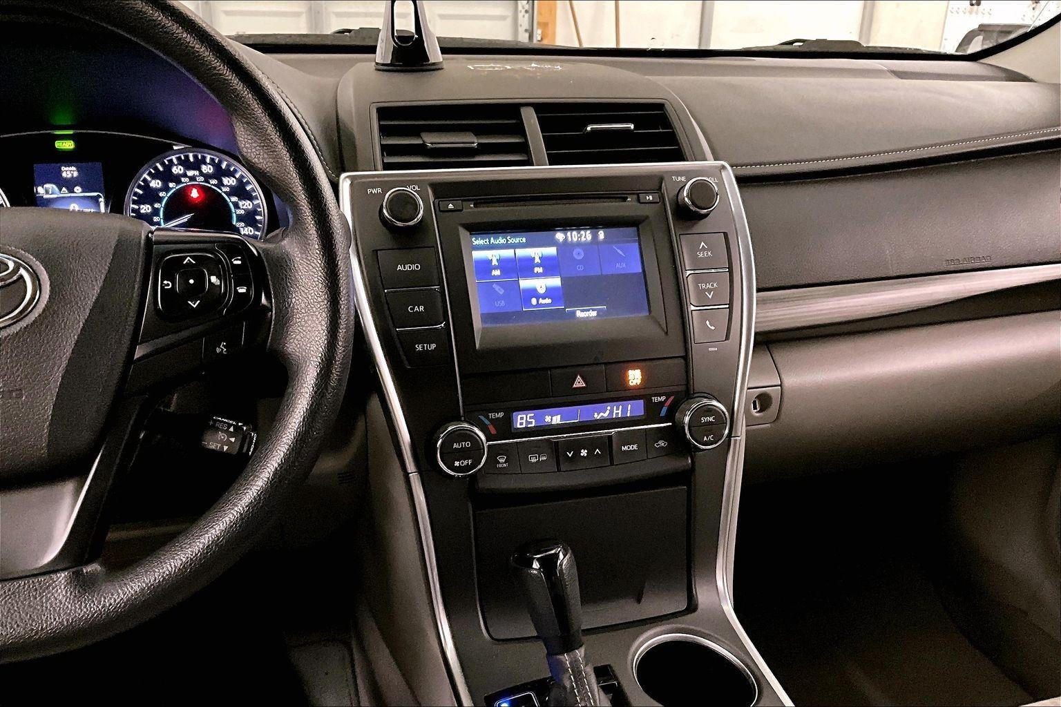 2017 Toyota Camry Hybrid LE