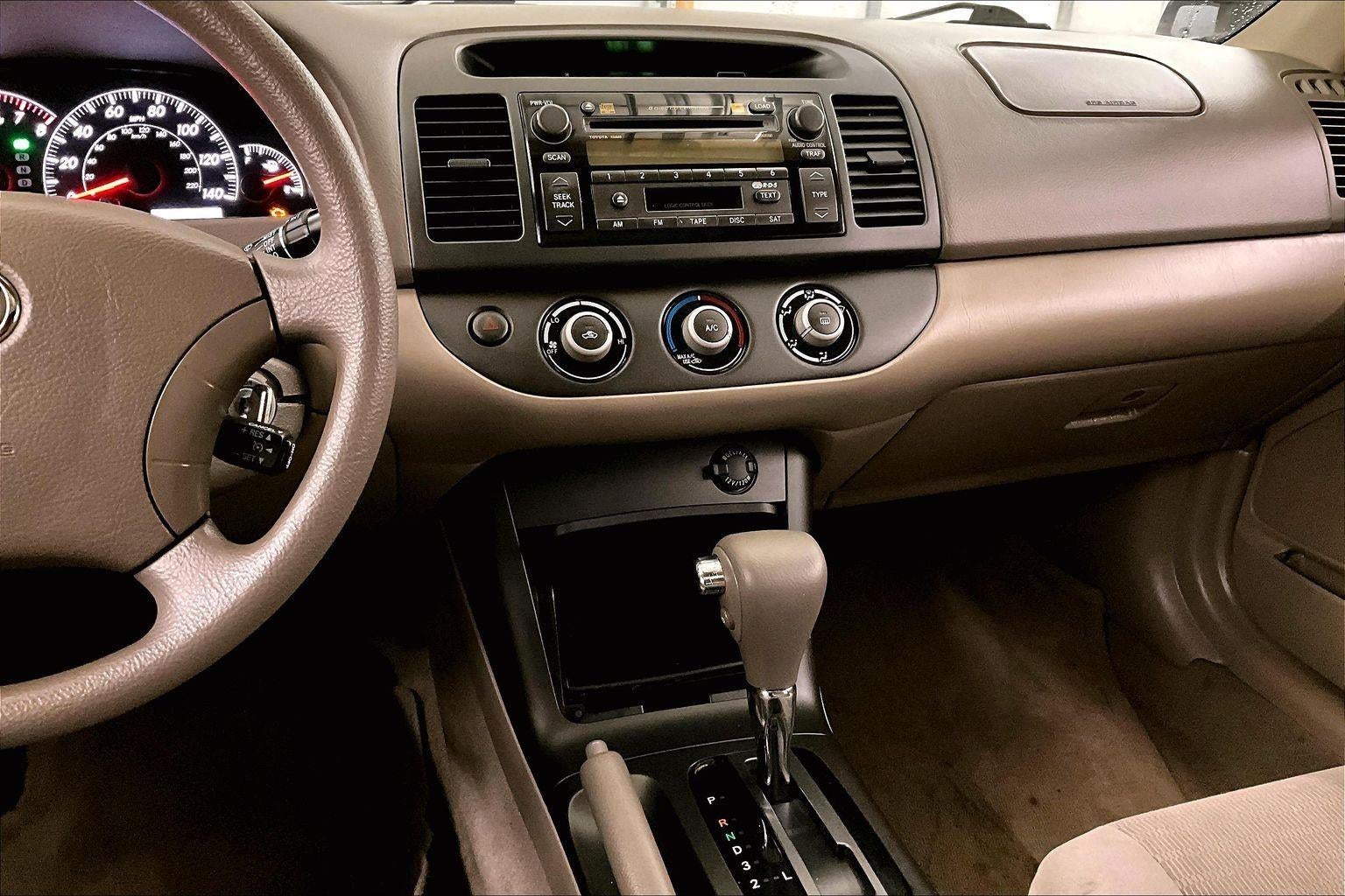 2005 Toyota Camry LE