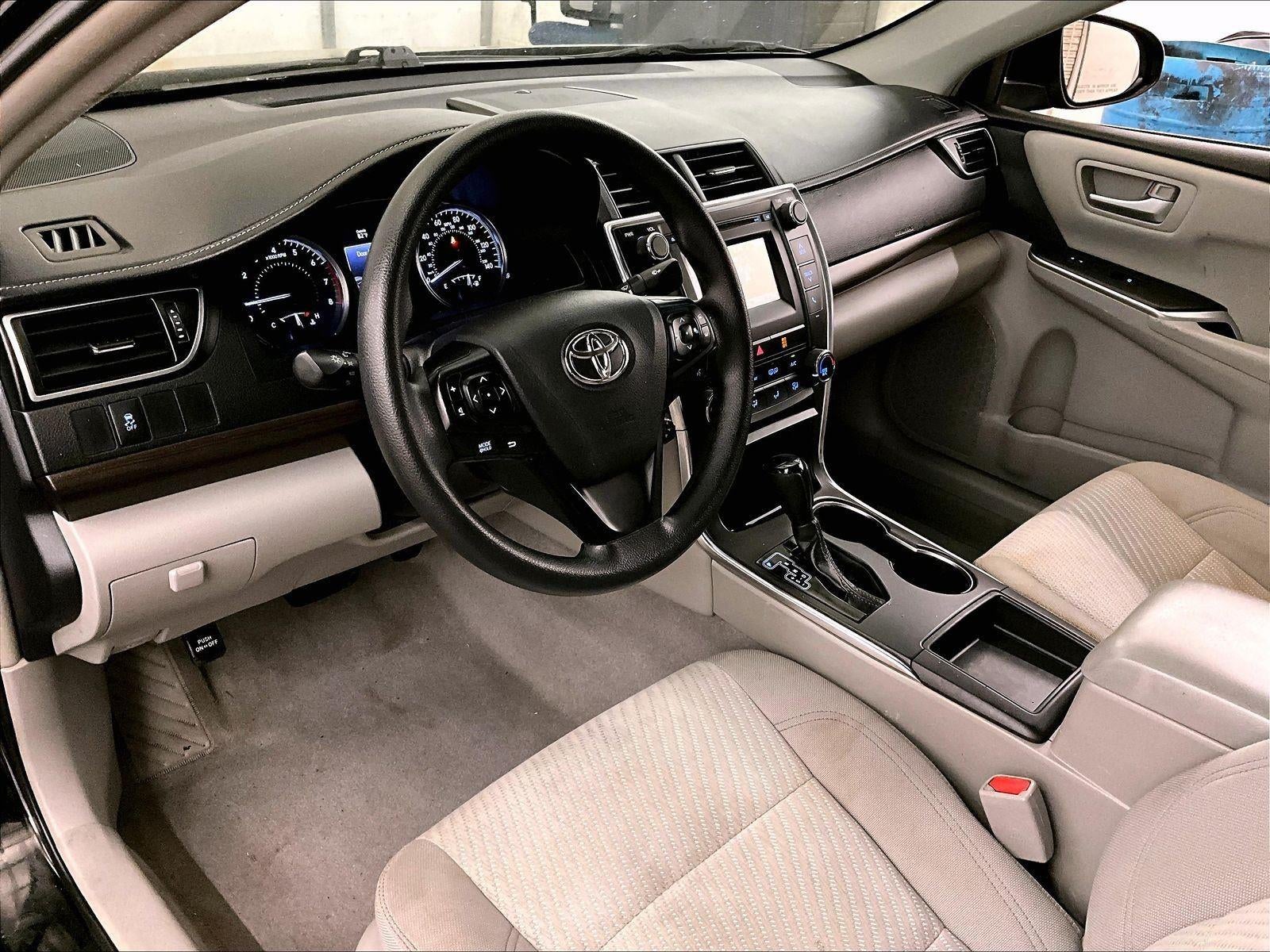 2016 Toyota Camry LE