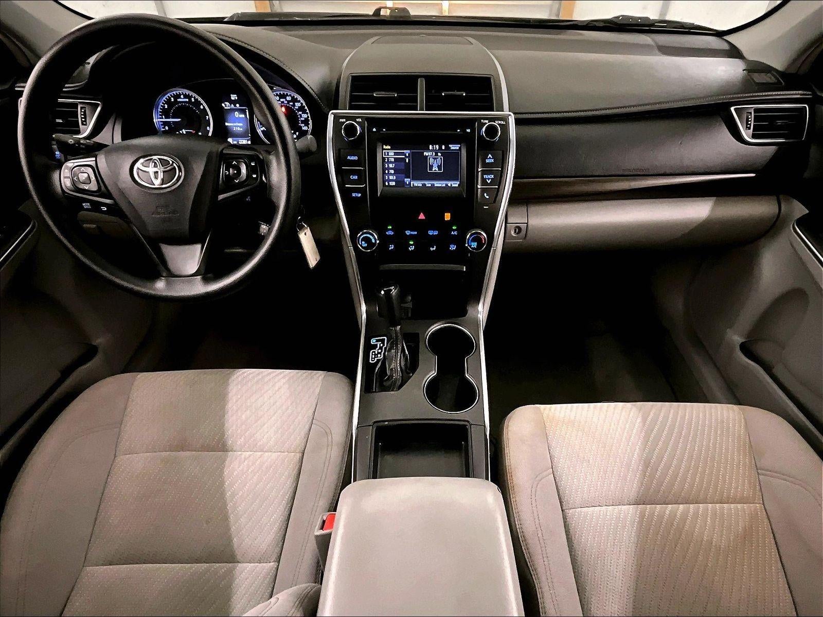 2016 Toyota Camry LE