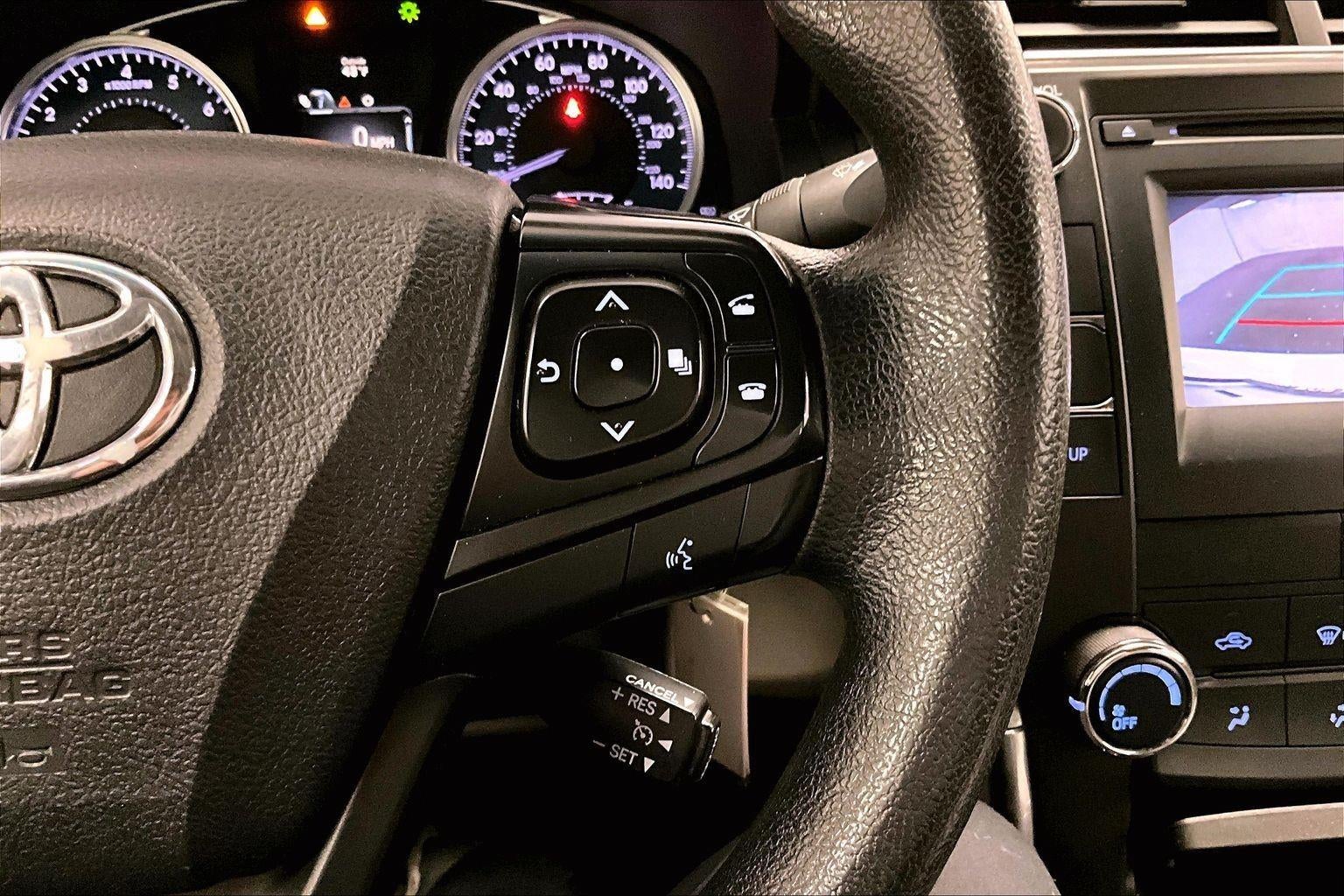 2016 Toyota Camry LE