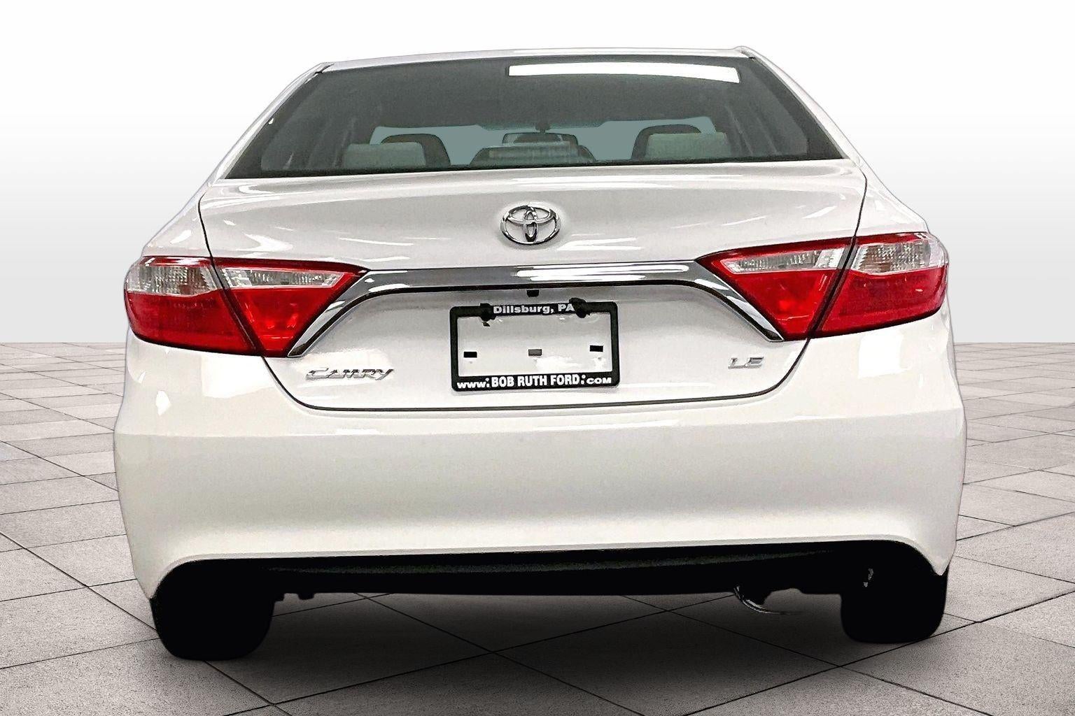 2016 Toyota Camry LE