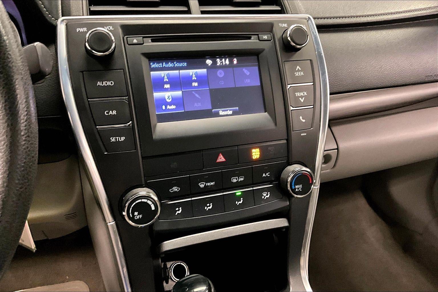 2016 Toyota Camry LE