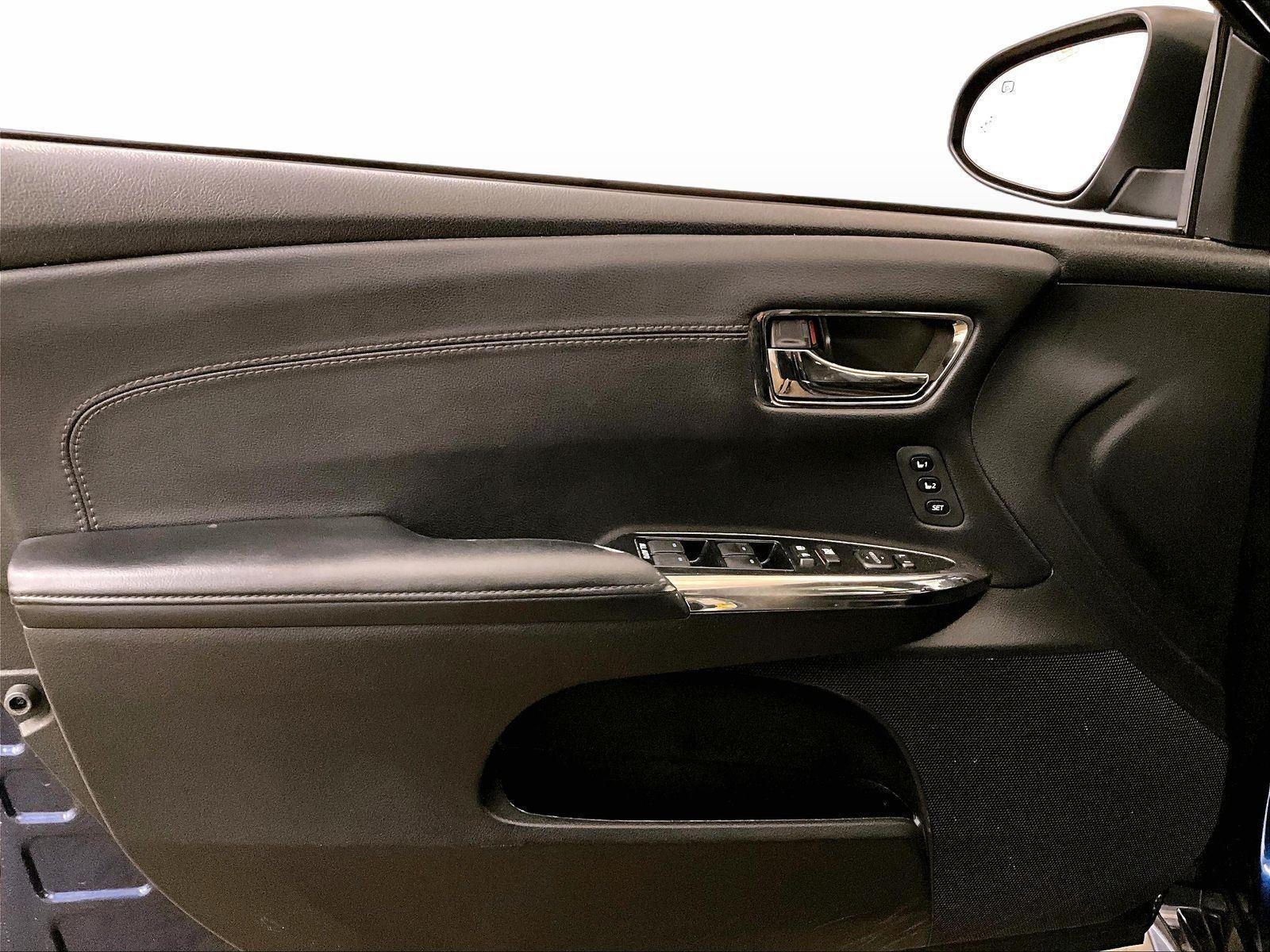 2013 Toyota Avalon XLE Touring