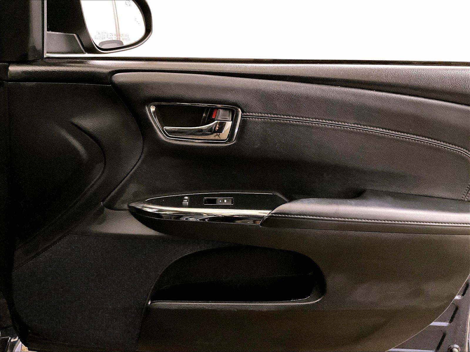 2013 Toyota Avalon XLE Touring