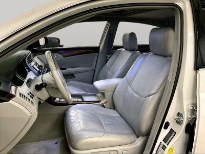 2012 Toyota Avalon Base