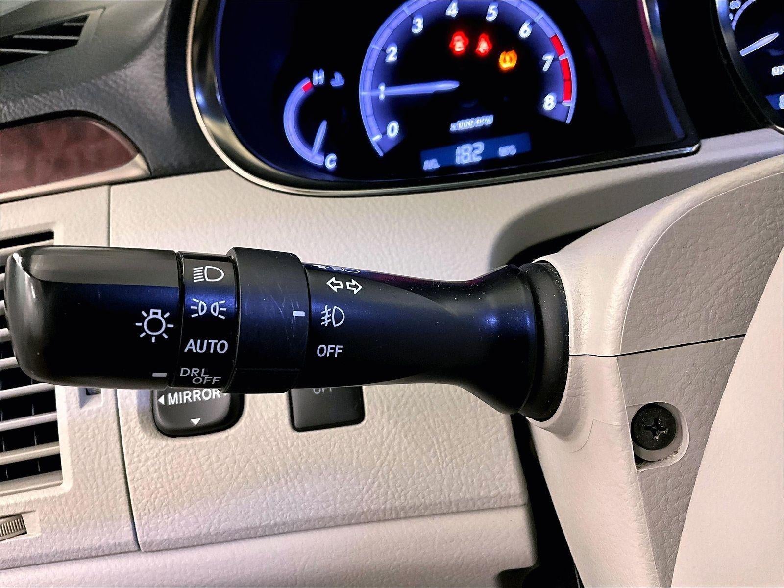 2012 Toyota Avalon Base