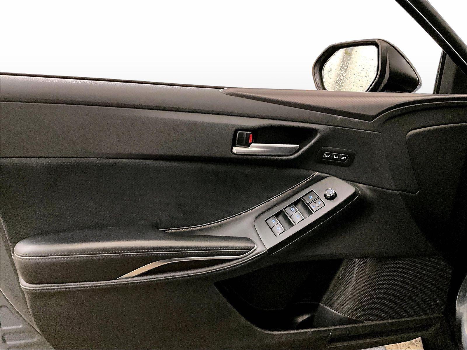 2019 Toyota Avalon Touring