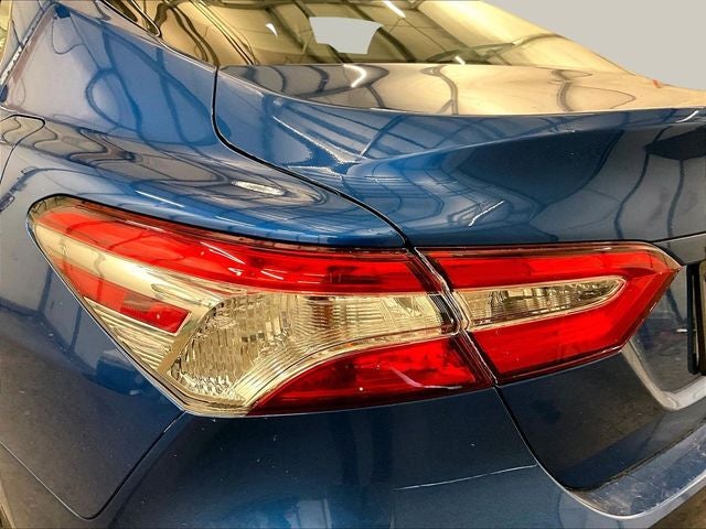 2020 Toyota Camry Hybrid LE