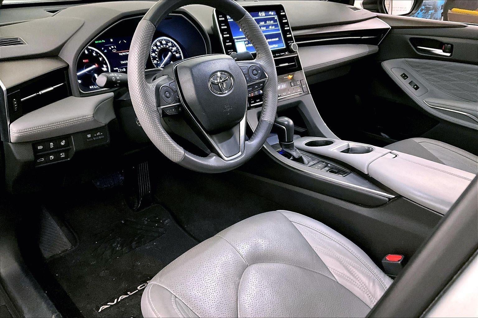 2022 Toyota Avalon Limited