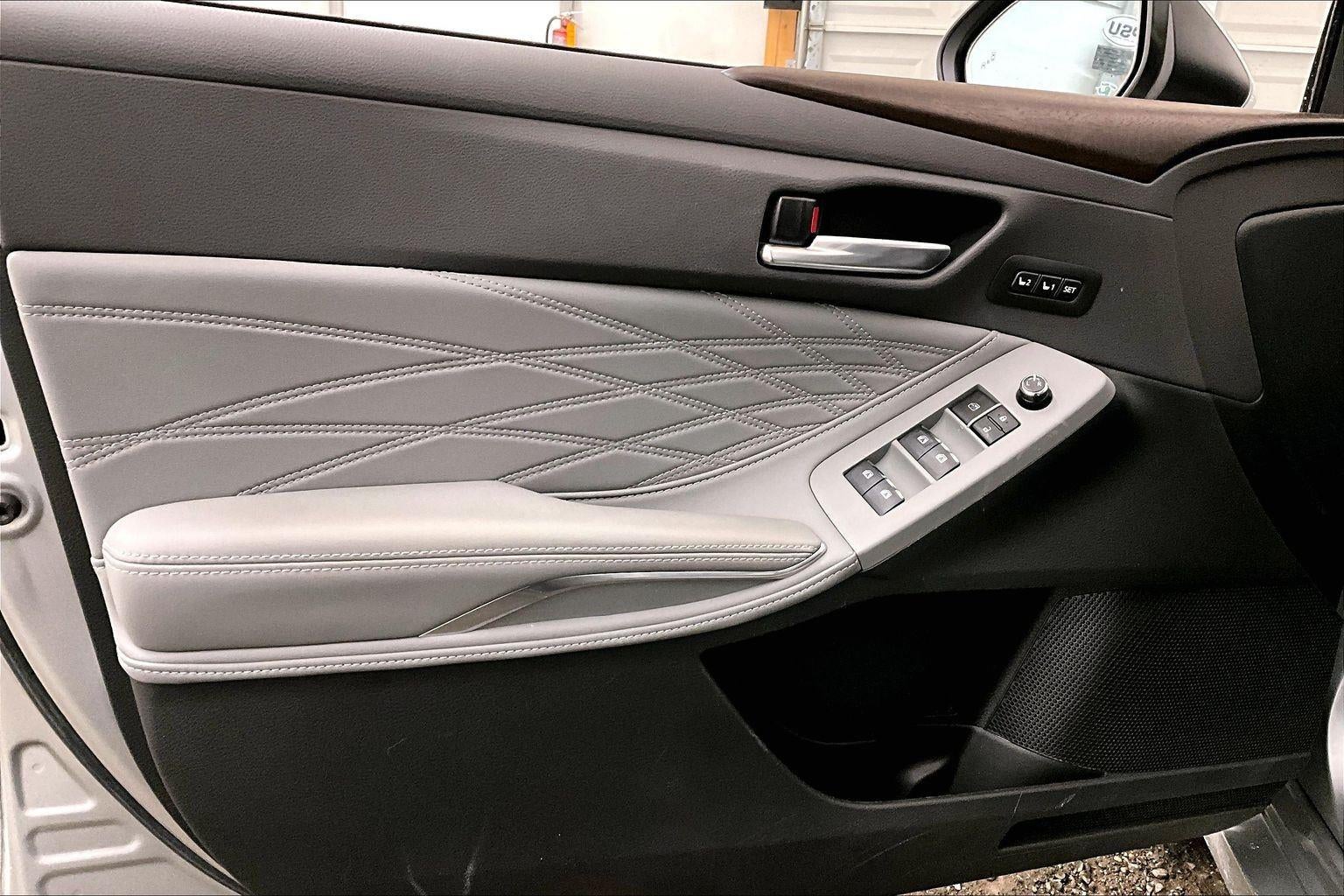 2022 Toyota Avalon Limited