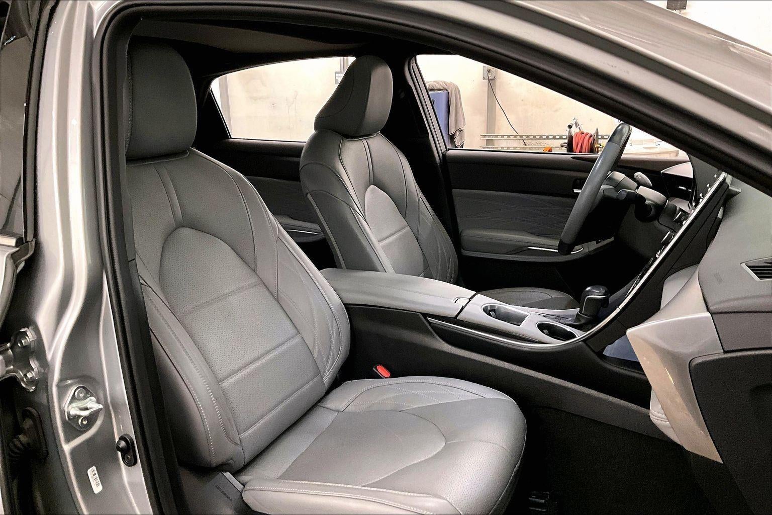 2022 Toyota Avalon Limited