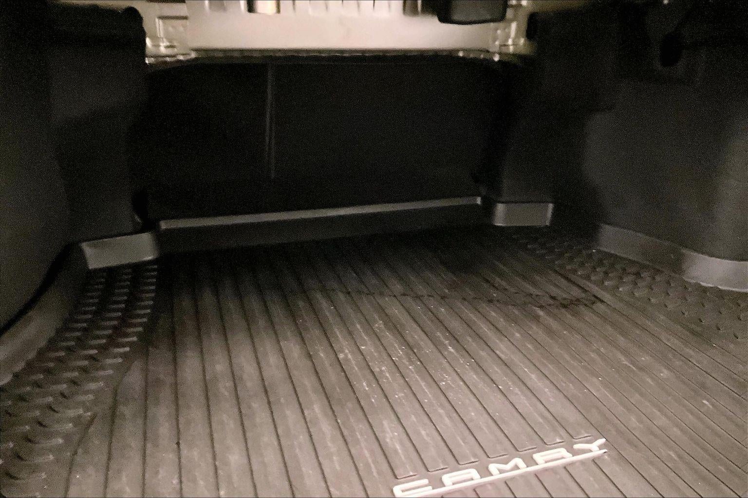 2020 Toyota Camry Hybrid XLE