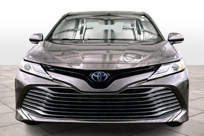 2020 Toyota Camry Hybrid XLE