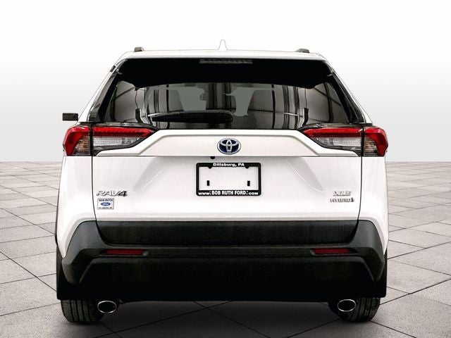 2022 Toyota RAV4 Hybrid XLE