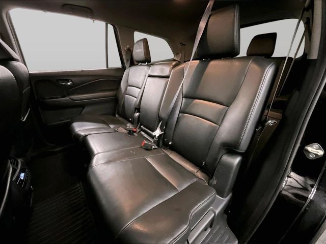 2020 Honda Pilot Touring 8 Passenger