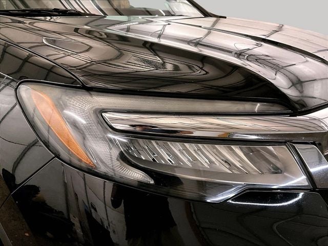 2020 Honda Pilot Touring 8 Passenger