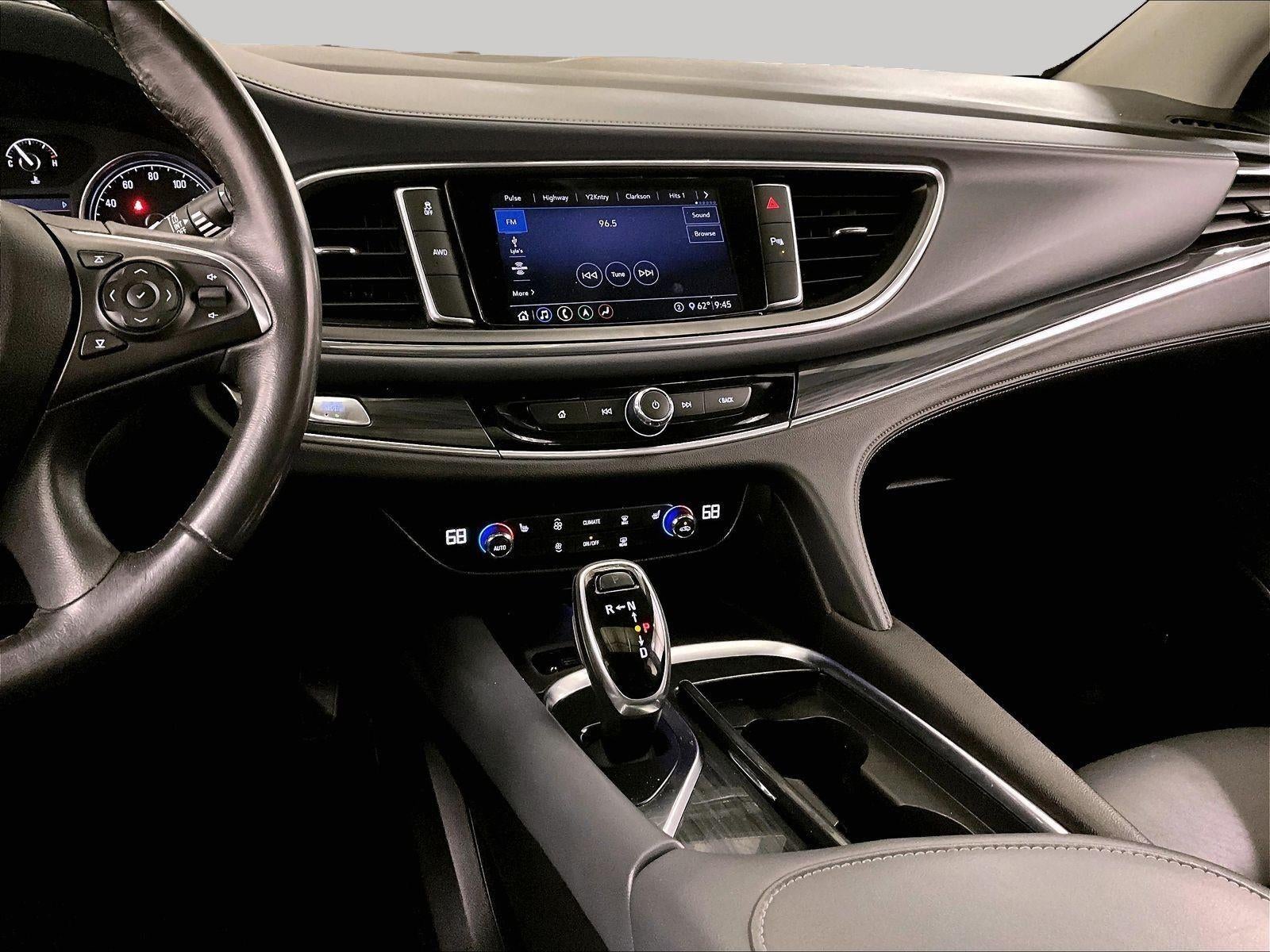 2021 Buick Enclave Essence