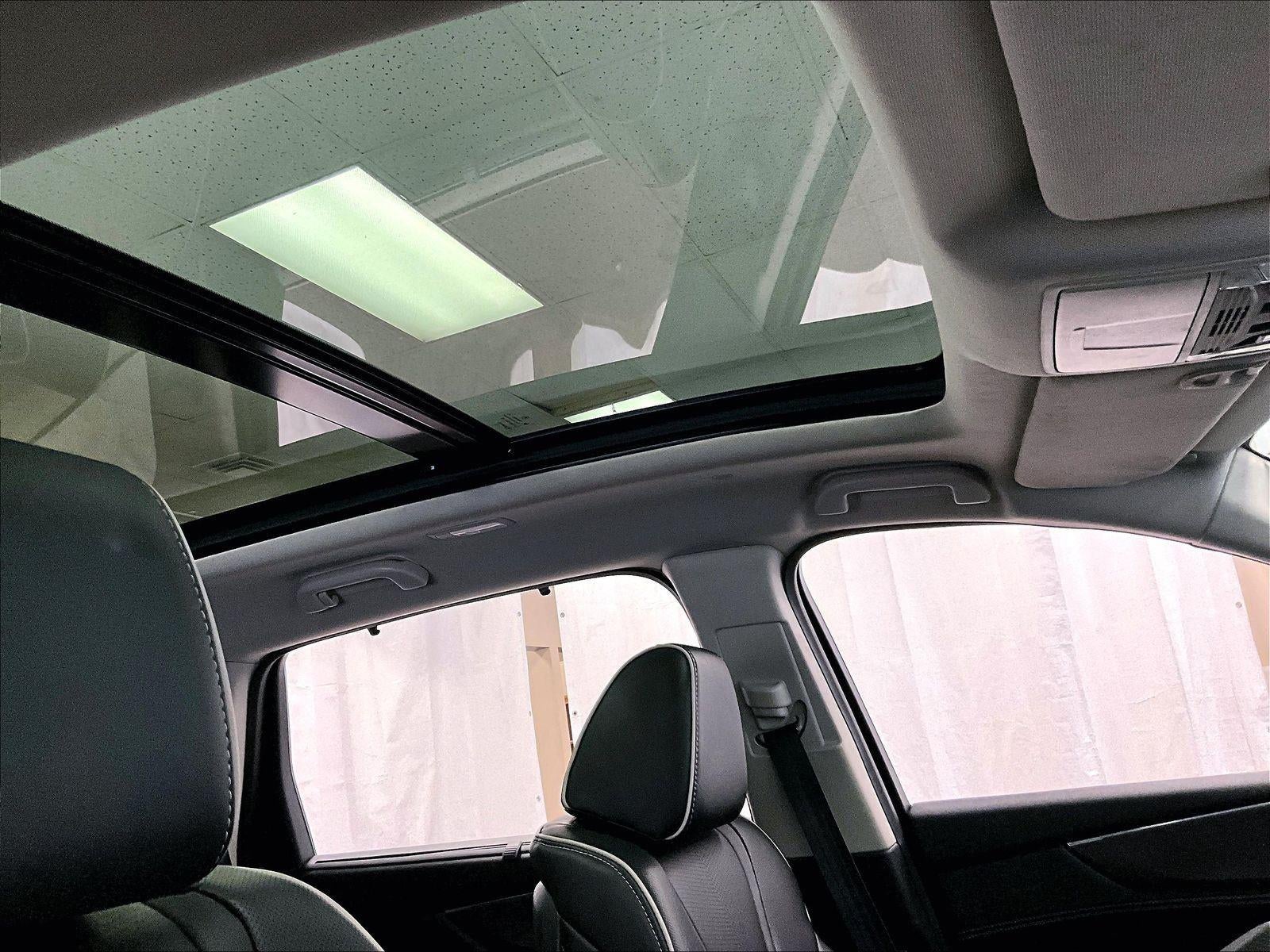 2022 Acura MDX w/Advance Package