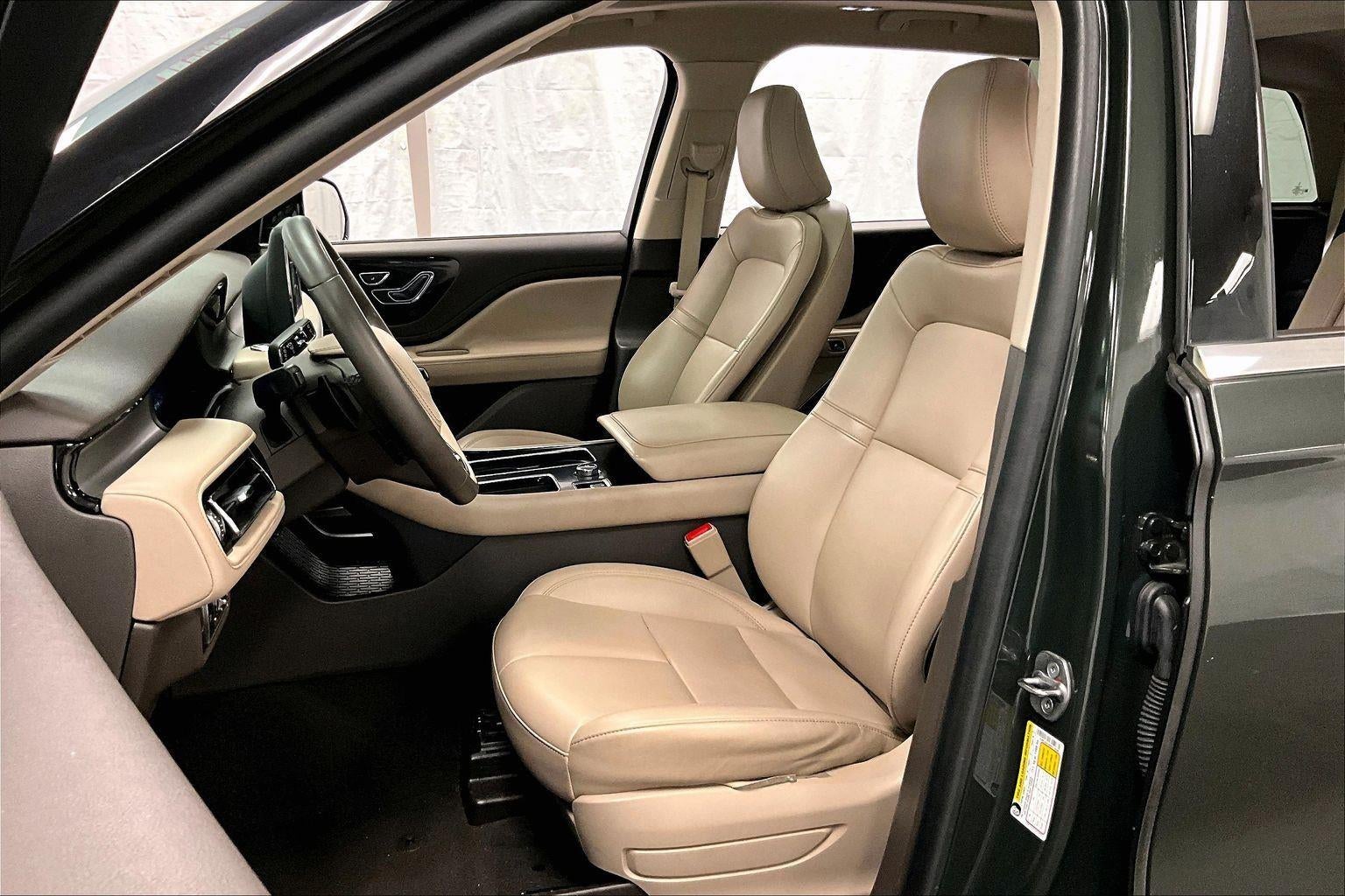 2022 Lincoln Aviator Standard