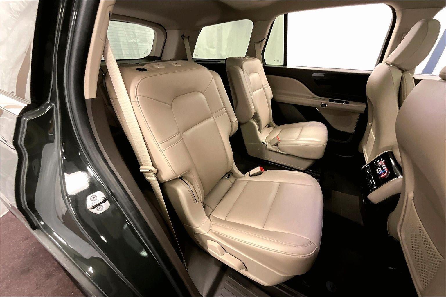 2022 Lincoln Aviator Standard