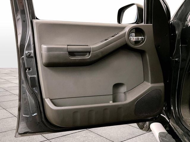 2013 Nissan Xterra S