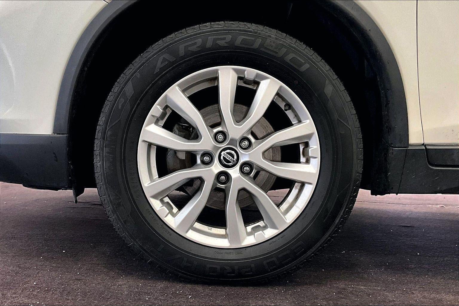 2017 Nissan Rogue SV