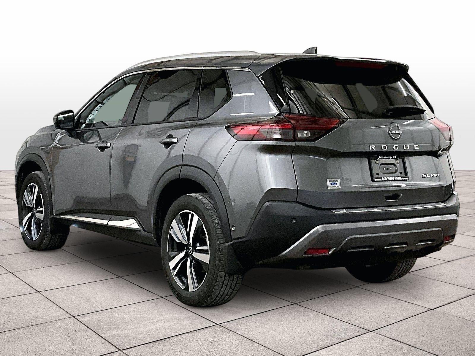 2022 Nissan Rogue SL