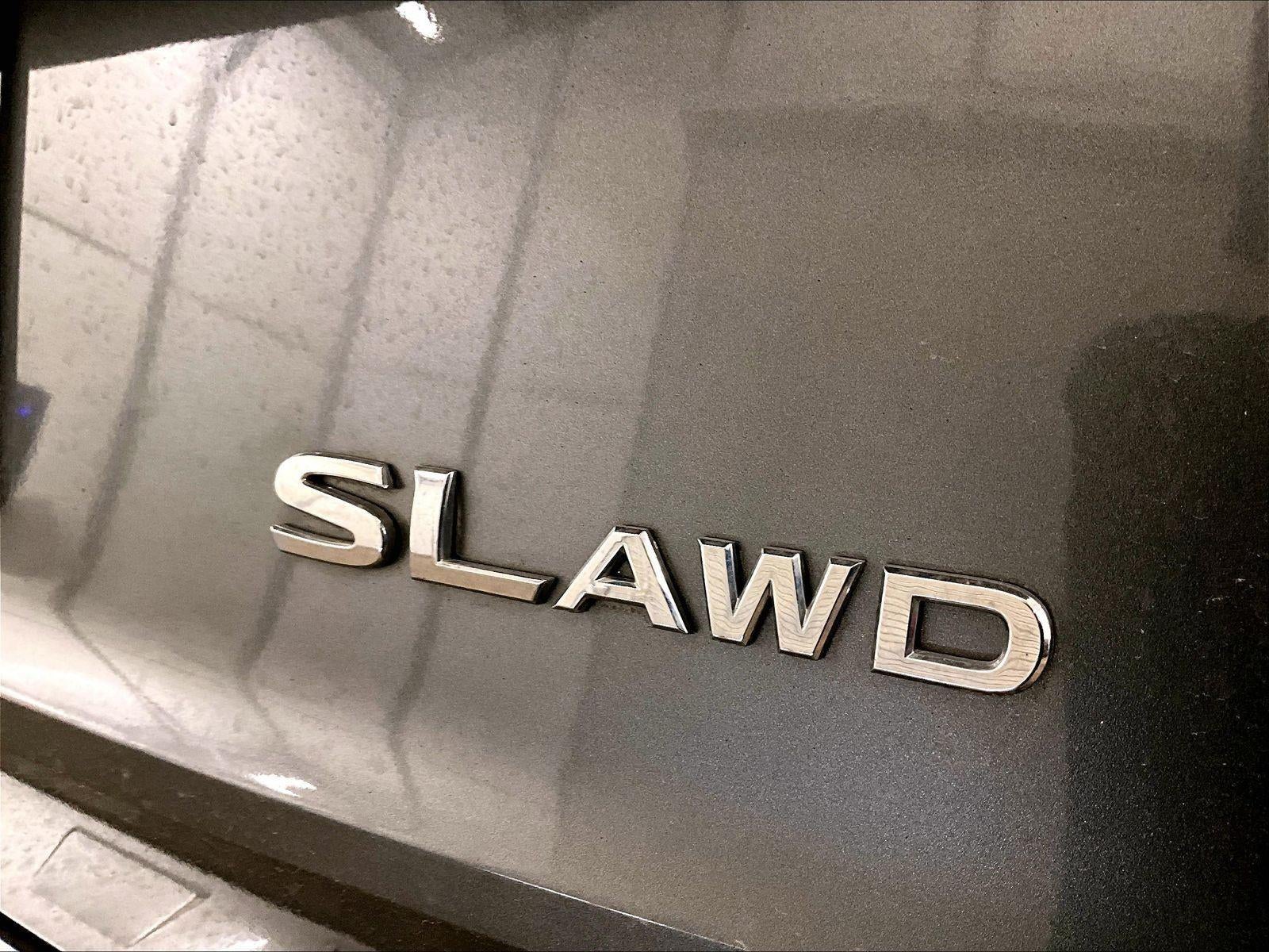 2022 Nissan Rogue SL