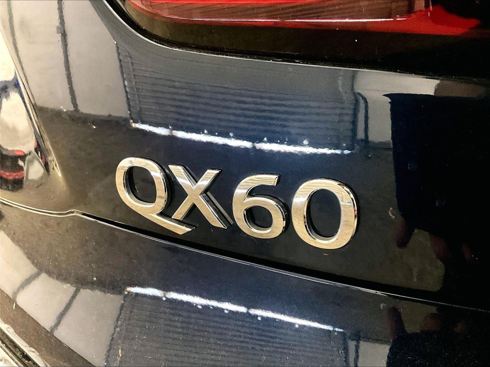 2017 INFINITI QX60 Base