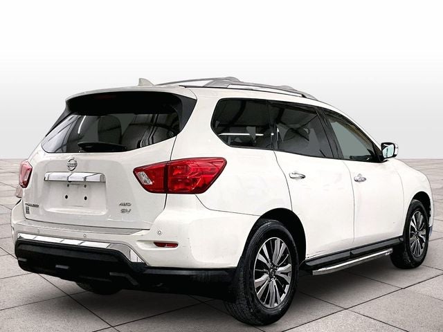 2020 Nissan Pathfinder SV