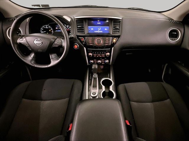 2020 Nissan Pathfinder SV