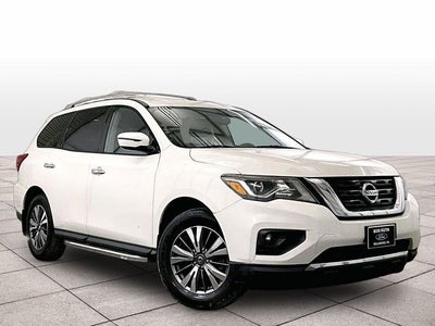 2020 Nissan Pathfinder SV
