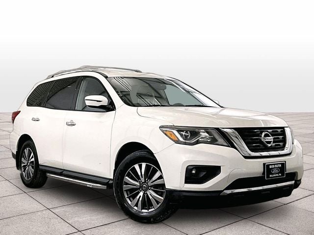 2020 Nissan Pathfinder SV