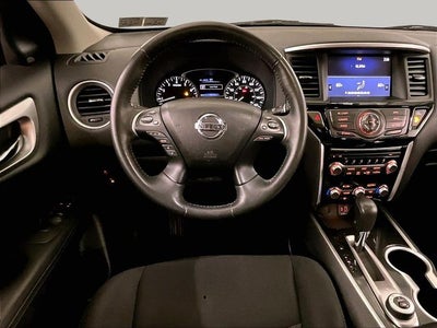 2020 Nissan Pathfinder SV