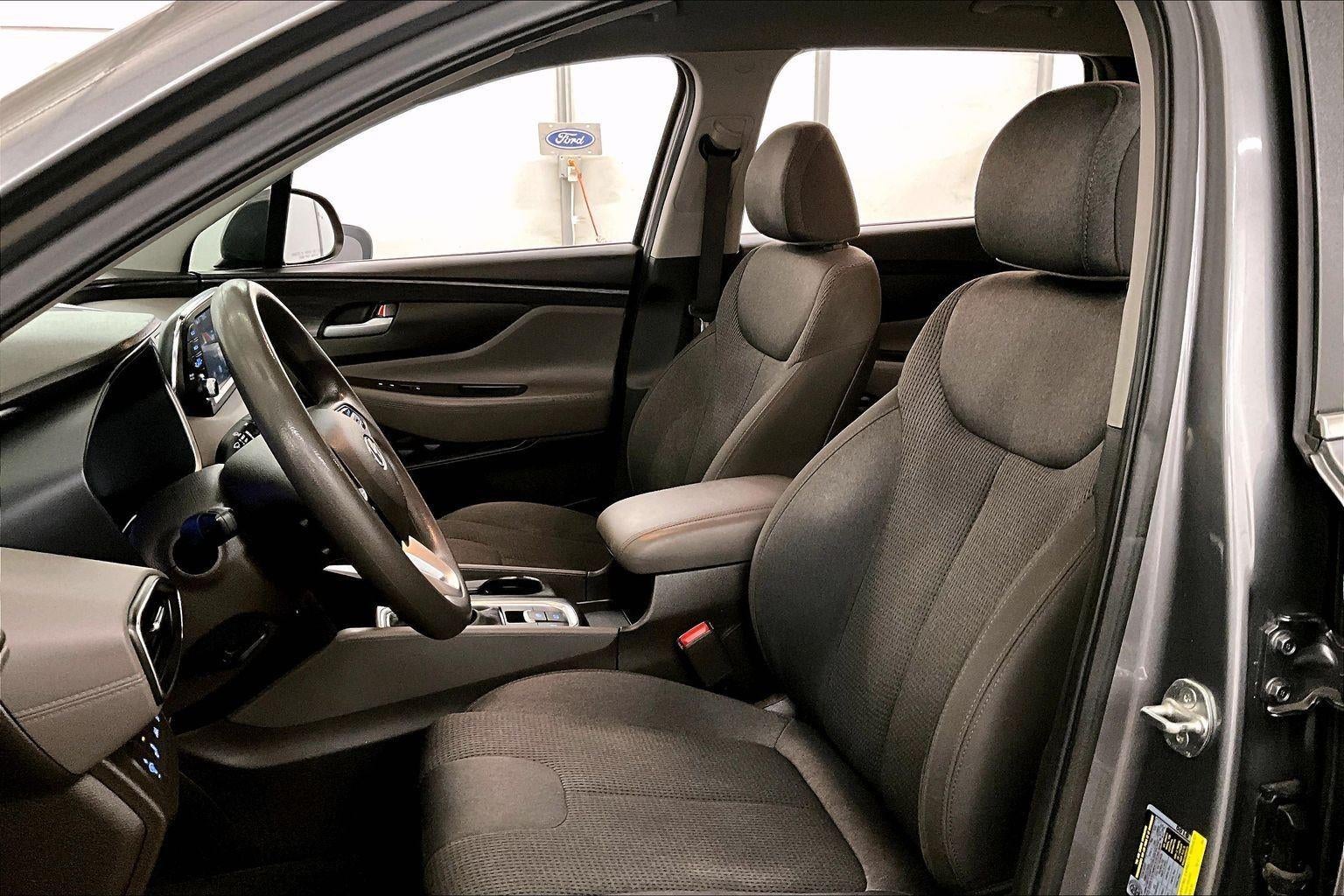 2019 Hyundai Santa Fe SE