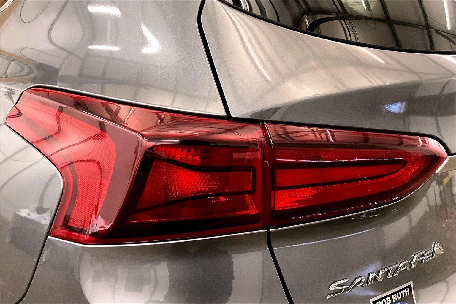 2019 Hyundai Santa Fe SE