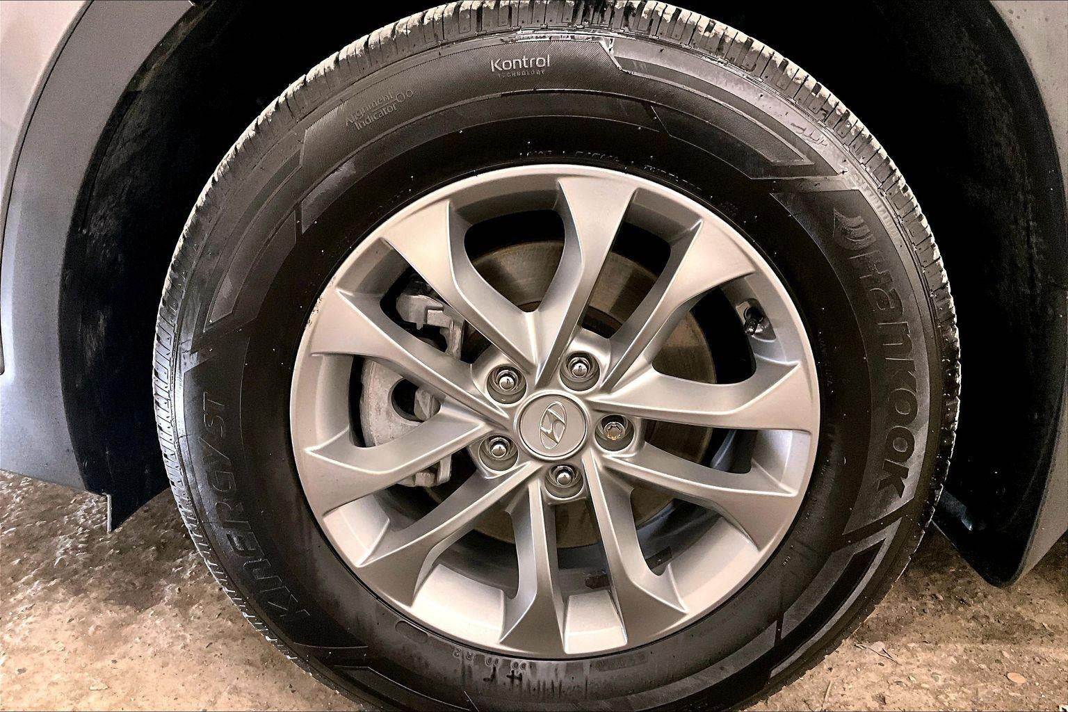 2019 Hyundai Santa Fe SE