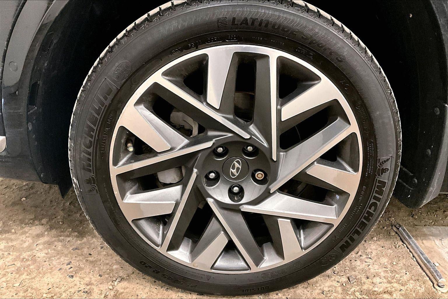 2022 Hyundai Santa Fe Ultimate Calligraphy