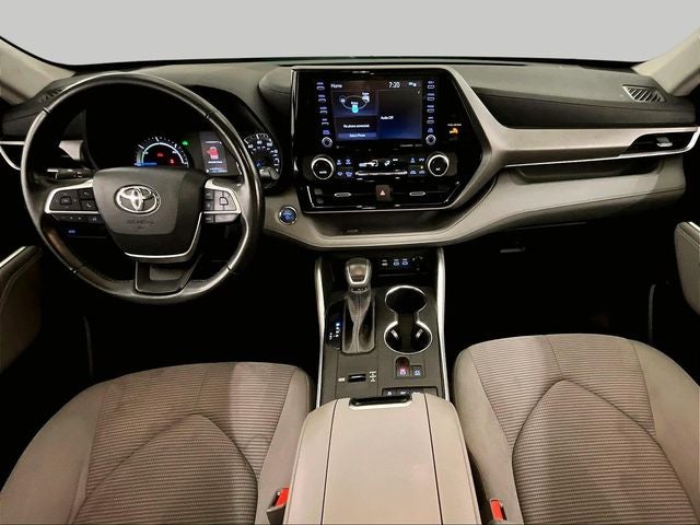 2022 Toyota Highlander Hybrid LE