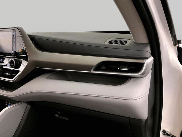 2022 Toyota Highlander Hybrid LE