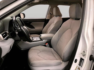 2022 Toyota Highlander Hybrid LE