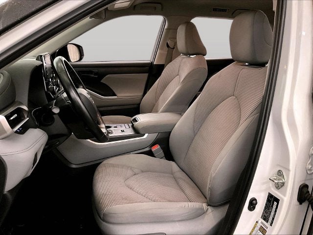 2022 Toyota Highlander Hybrid LE